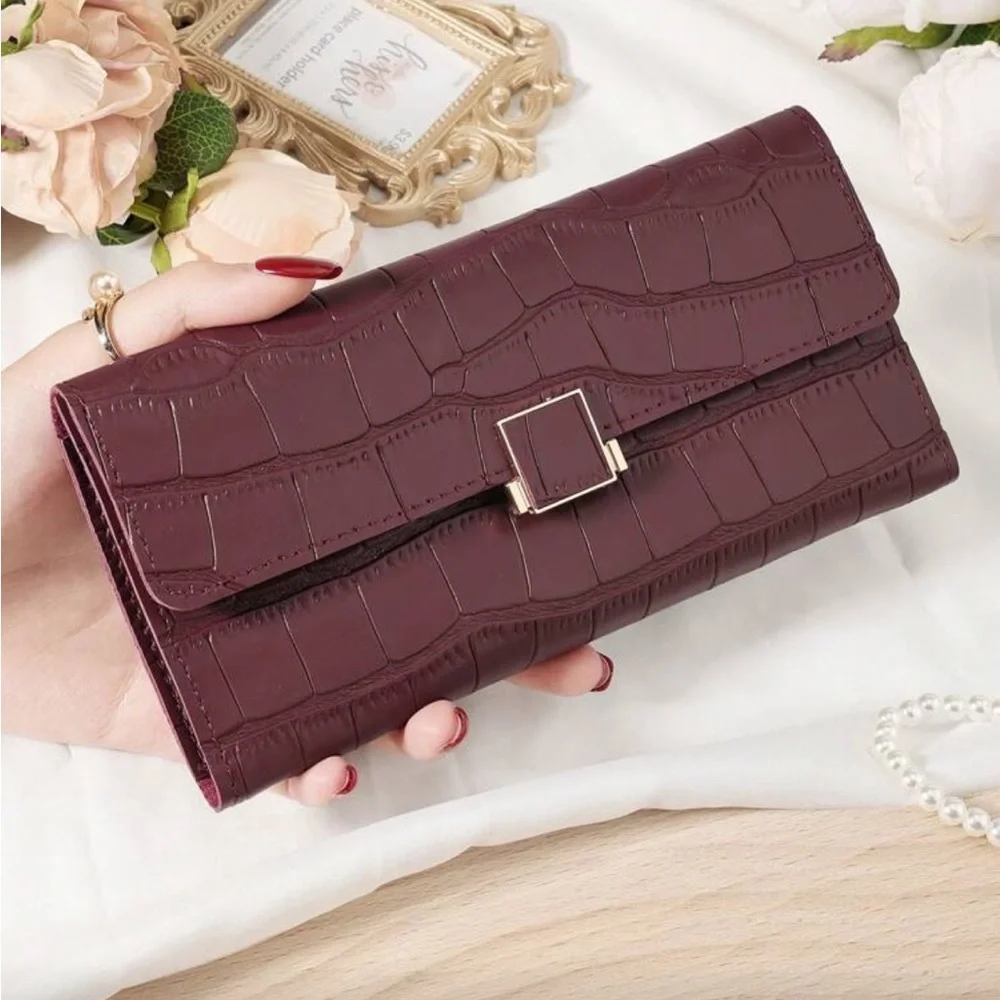 ⚠️Clearance Elegant Burgundy / Wine Red Crocodile-Embossed Clutch Long Wallet - Picture 1 of 8
